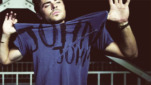 Zac Efron like a boss